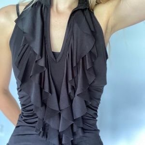 Black ruffle top!! So sexy